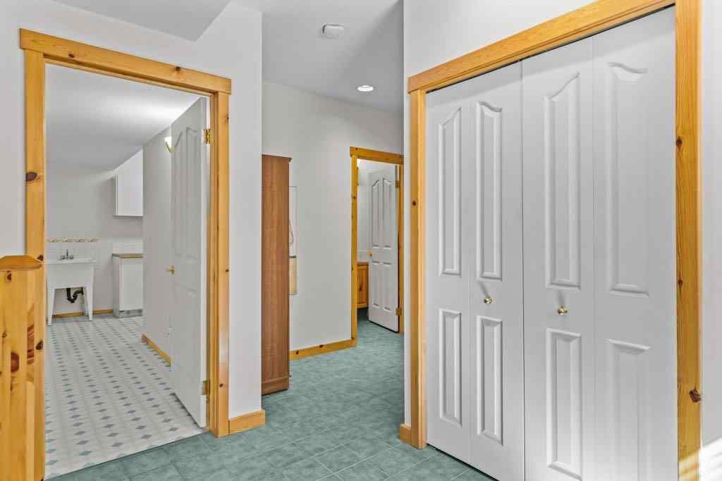 MLS® A2256978 - 18 Juniper Ridge  in Silvertip Canmore, Residential