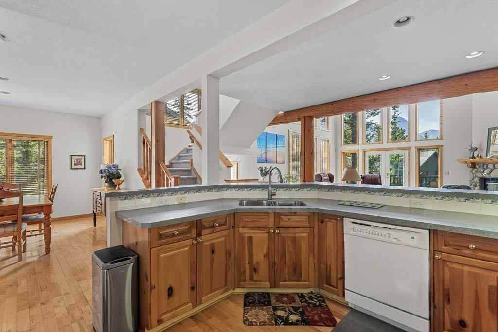 MLS® A2256978 - 18 Juniper Ridge  in Silvertip Canmore, Residential