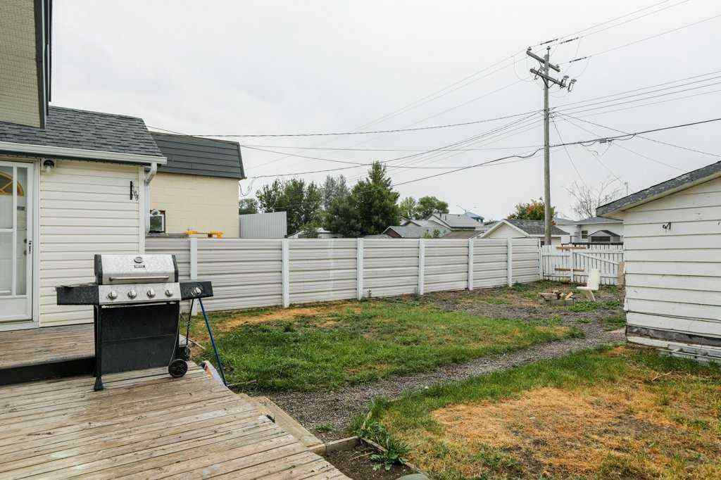 MLS® A2256980 - 410 52 Avenue   in NONE Coalhurst, Residential