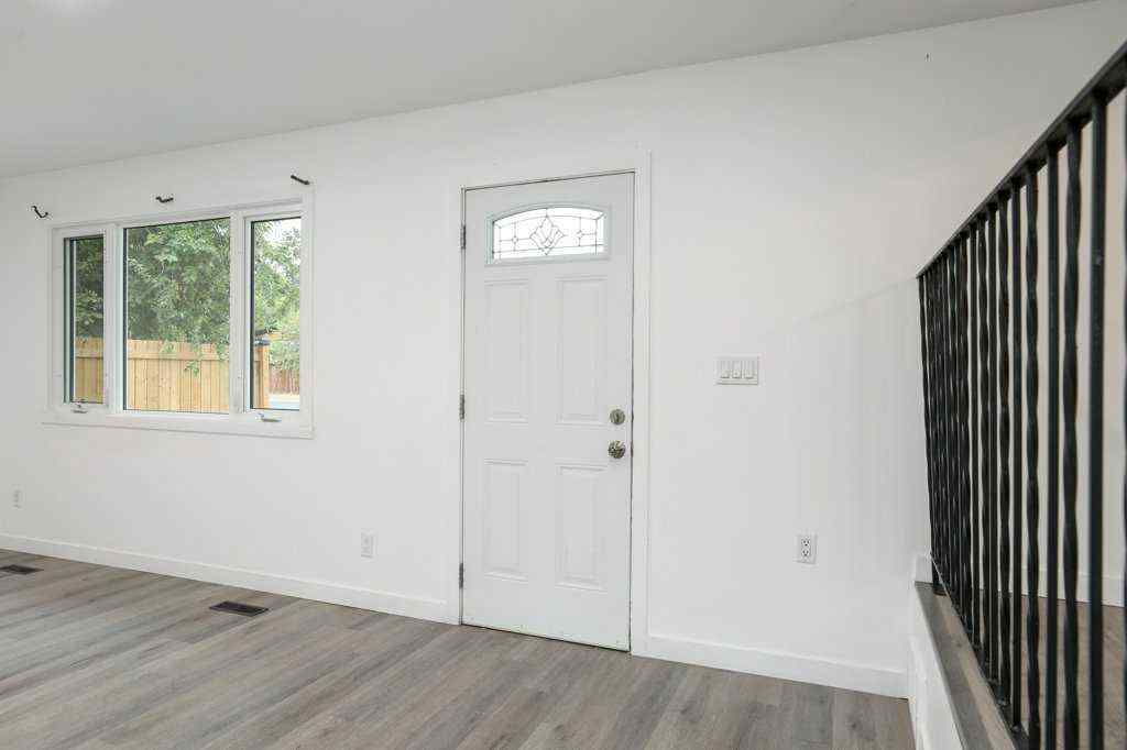 MLS® A2256980 - 410 52 Avenue   in NONE Coalhurst, Residential