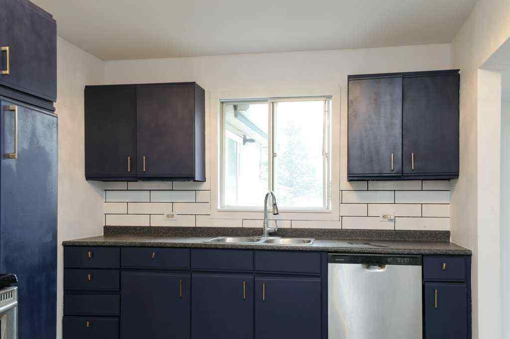 MLS® A2256980 - 410 52 Avenue   in NONE Coalhurst, Residential