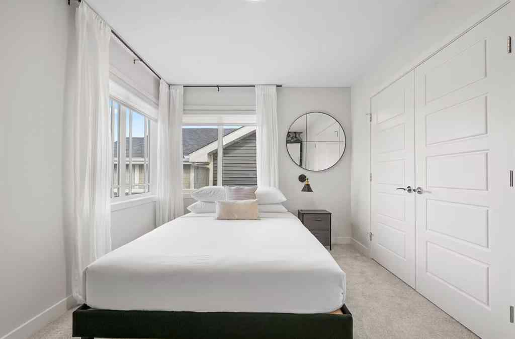 MLS® A2256982 - 19 Sundown Crescent  in Sunset Ridge Cochrane, Residential