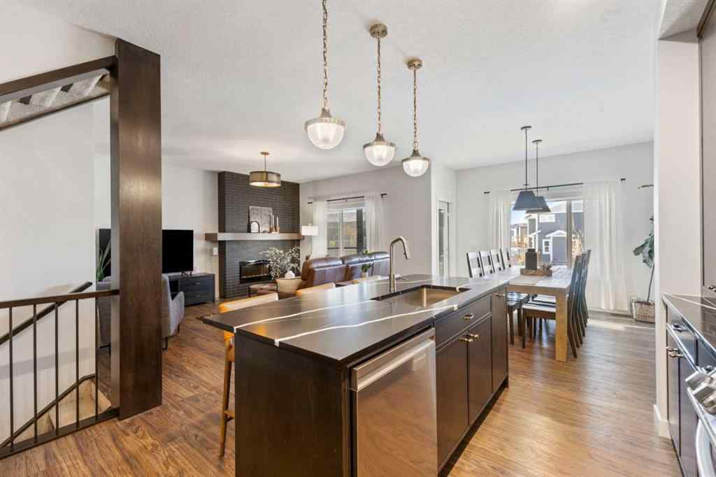 MLS® A2256982 - 19 Sundown Crescent  in Sunset Ridge Cochrane, Residential