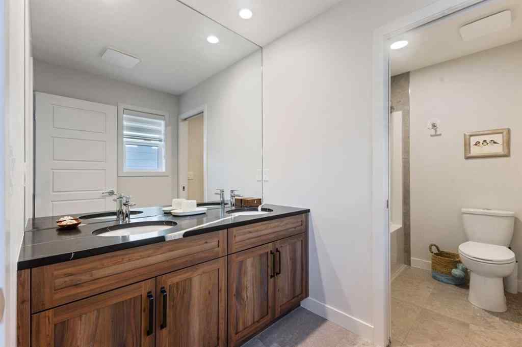 MLS® A2256982 - 19 Sundown Crescent  in Sunset Ridge Cochrane, Residential