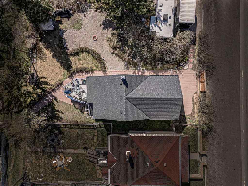 MLS® A2256987 - 7806 20 Avenue  in NONE Coleman, Residential