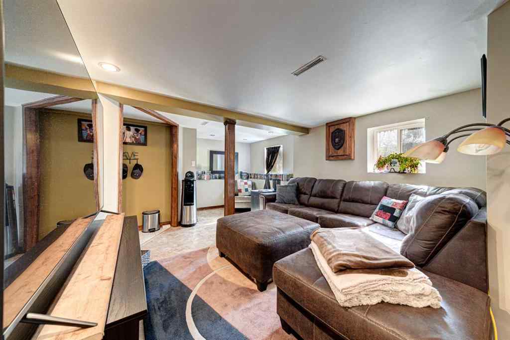 MLS® A2256987 - 7806 20 Avenue  in NONE Coleman, Residential