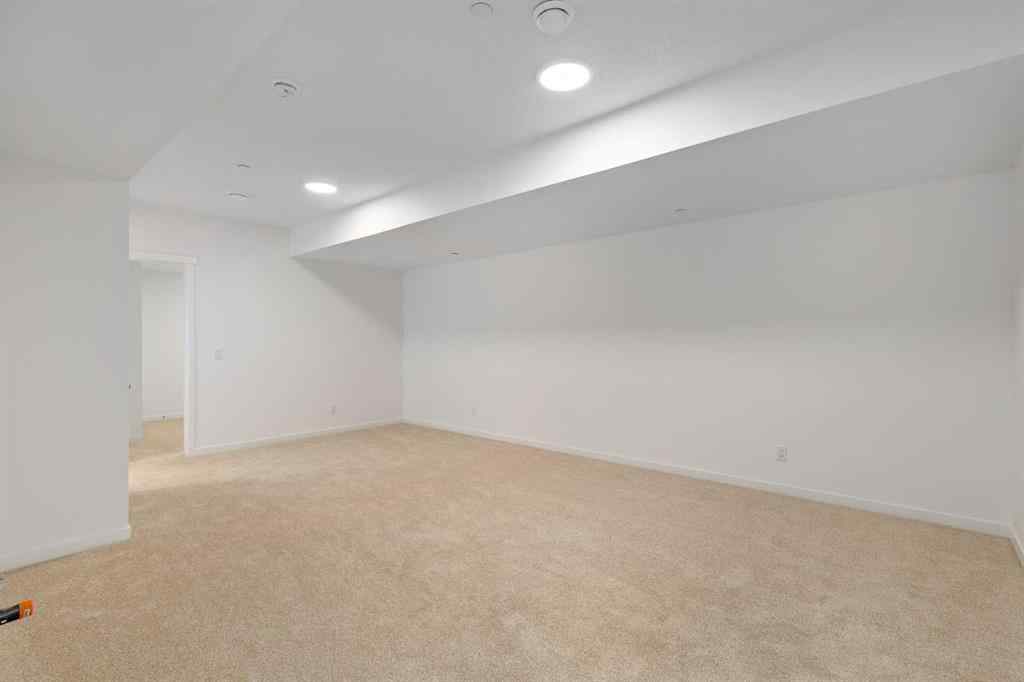 MLS® A2256988 - 449 Hotchkiss Drive SE in Hotchkiss Calgary, Residential