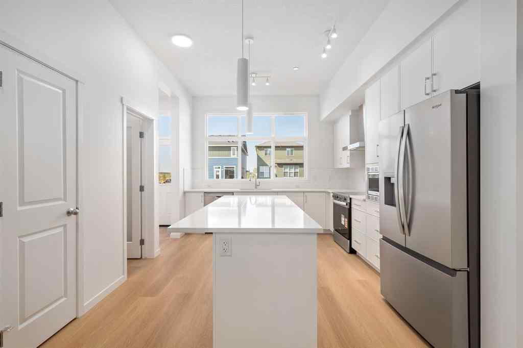 MLS® A2256988 - 449 Hotchkiss Drive SE in Hotchkiss Calgary, Residential