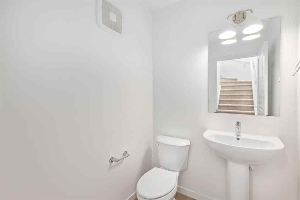 MLS® A2256988 - 449 Hotchkiss Drive SE in Hotchkiss Calgary, Residential