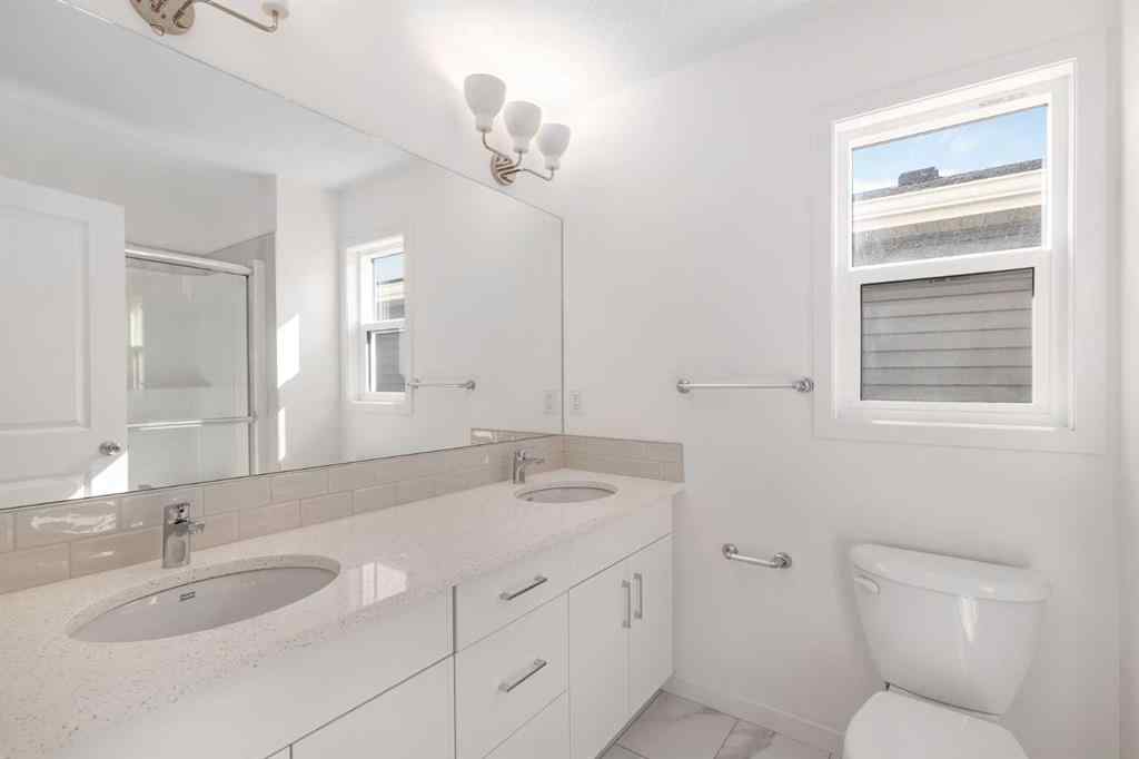 MLS® A2256988 - 449 Hotchkiss Drive SE in Hotchkiss Calgary, Residential