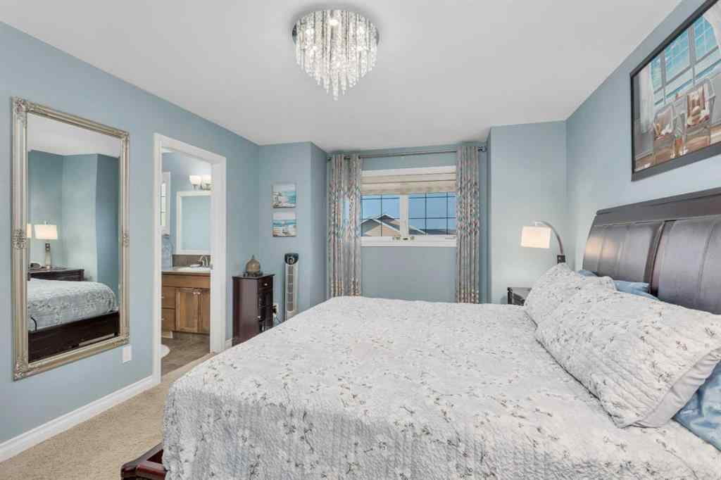 MLS® A2256992 - 5 Heritage Drive  in Hawkridge Estates Penhold, Residential