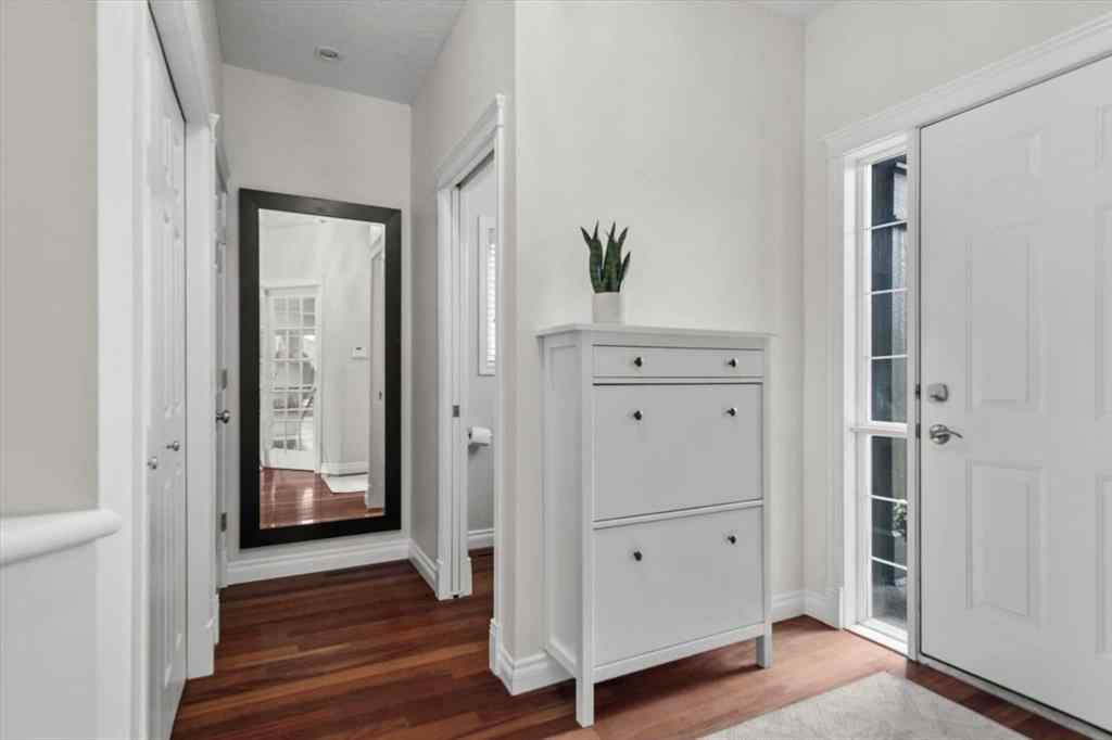 MLS® A2256995 - 4702 21 Street SW in Garrison Woods Calgary, Residential
