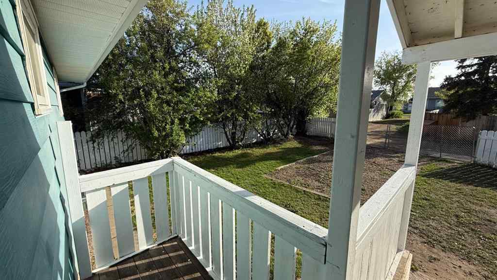 MLS® A2256998 - 316 Nill Place  in Hanna Hanna, Residential