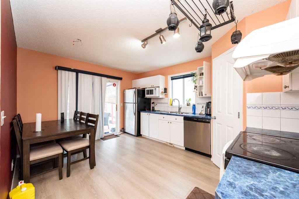 MLS® A2257001 - 39 Taravista Mews NE in Taradale Calgary, Residential