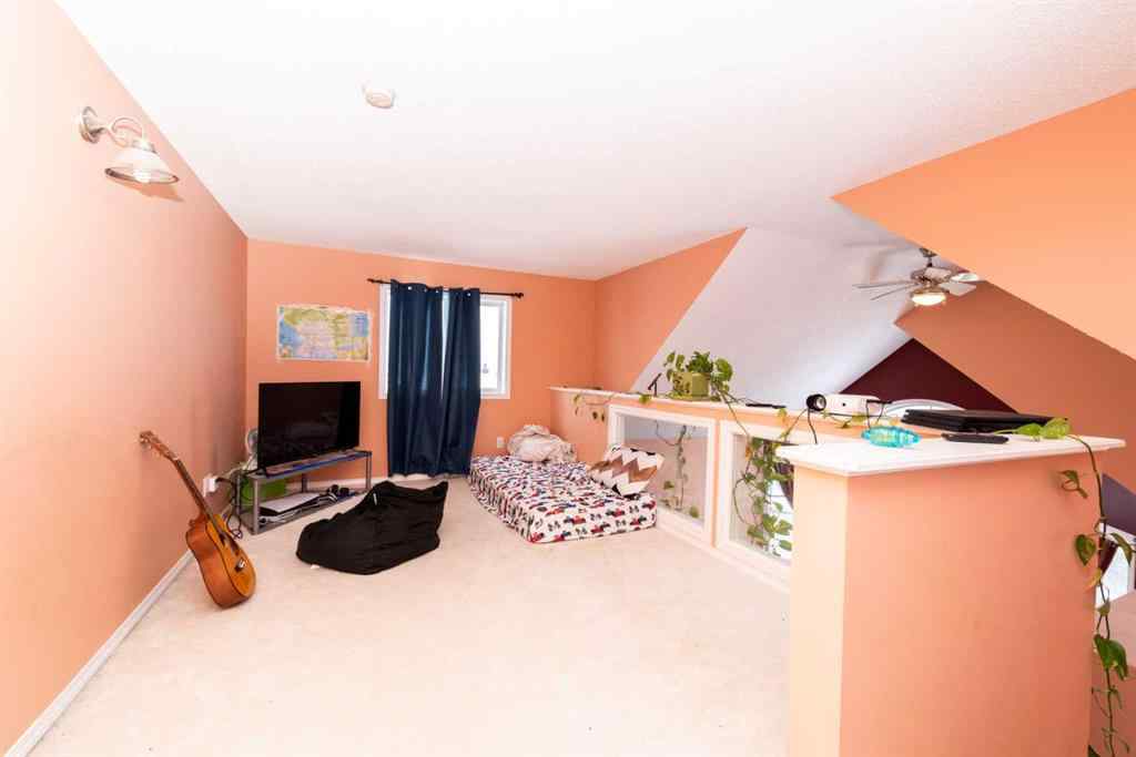 MLS® A2257001 - 39 Taravista Mews NE in Taradale Calgary, Residential