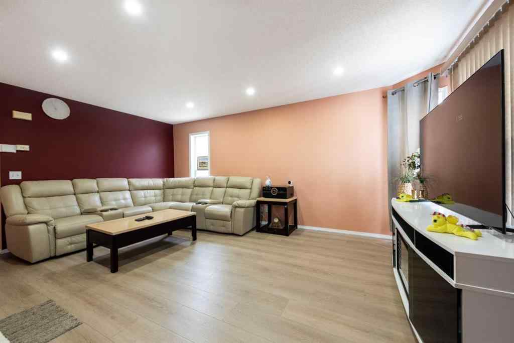 MLS® A2257001 - 39 Taravista Mews NE in Taradale Calgary, Residential