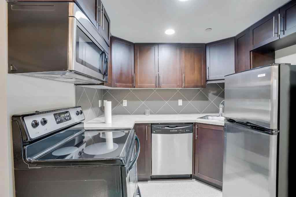 MLS® A2257007 - Unit #103 500 Rocky Vista Gardens NW in Rocky Ridge Calgary, Residential