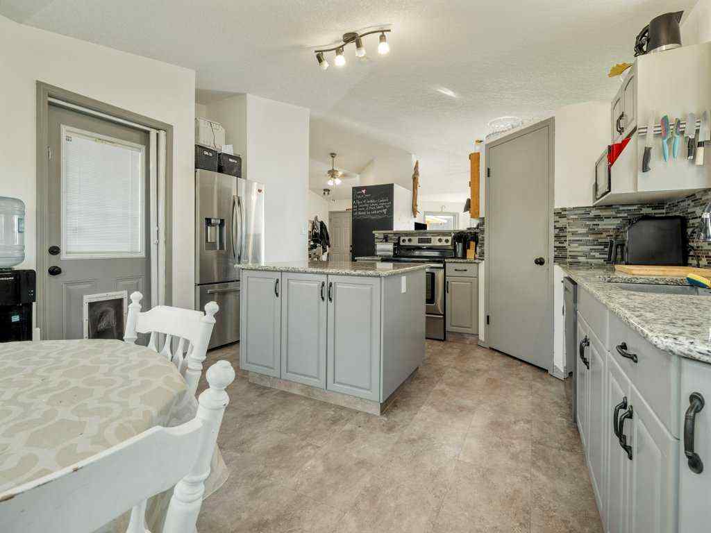 MLS® A2257017 - 2408 11a   in NONE Coaldale, Residential
