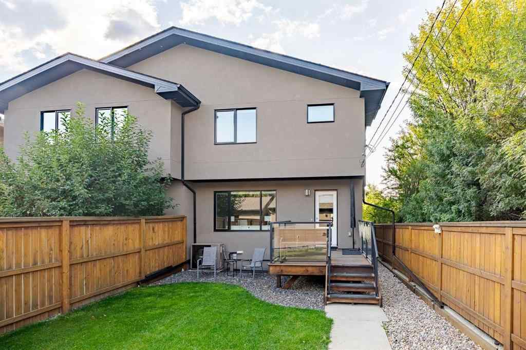 MLS® A2257023 - 2212 5 Avenue NW in West Hillhurst Calgary, Residential