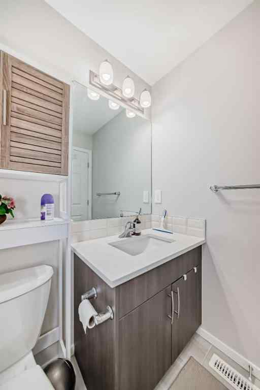 MLS® A2257025 - 228 Windbury Lane  in Southwinds Airdrie, Residential