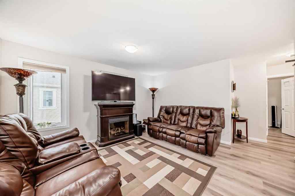 MLS® A2257025 - 228 Windbury Lane  in Southwinds Airdrie, Residential