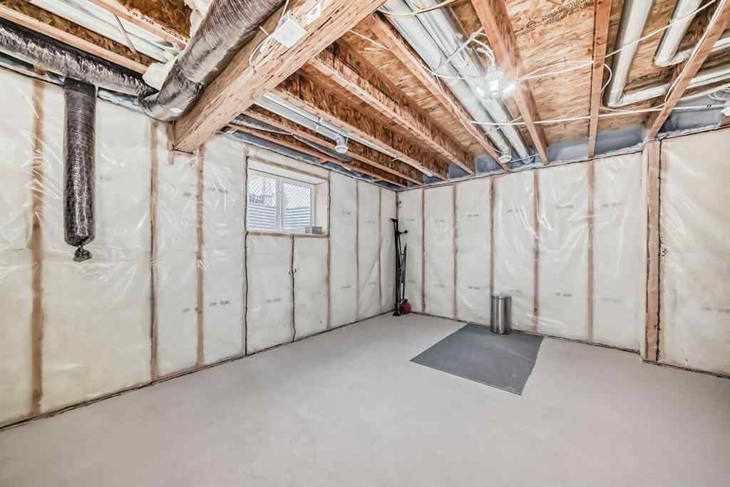 MLS® A2257025 - 228 Windbury Lane  in Southwinds Airdrie, Residential