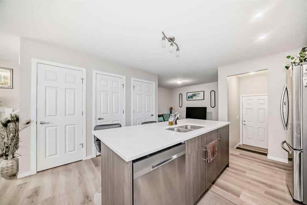 MLS® A2257025 - 228 Windbury Lane  in Southwinds Airdrie, Residential