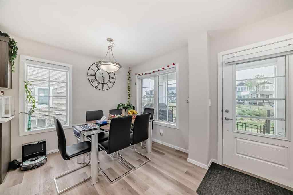 MLS® A2257025 - 228 Windbury Lane  in Southwinds Airdrie, Residential