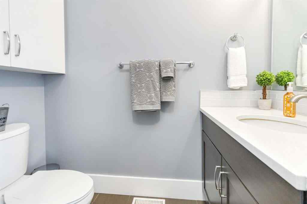 MLS® A2257026 - 107 Merganser Crescent  in Eagle Ridge Fort McMurray, Residential