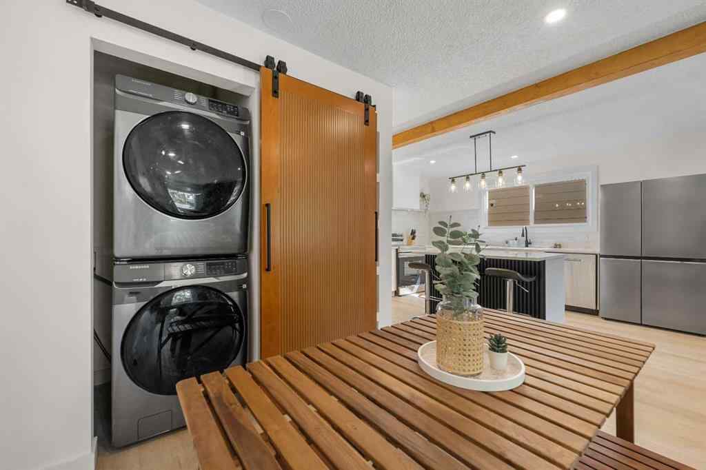 MLS® A2257028 - 966 Berkley Drive NW in Beddington Heights Calgary, Residential
