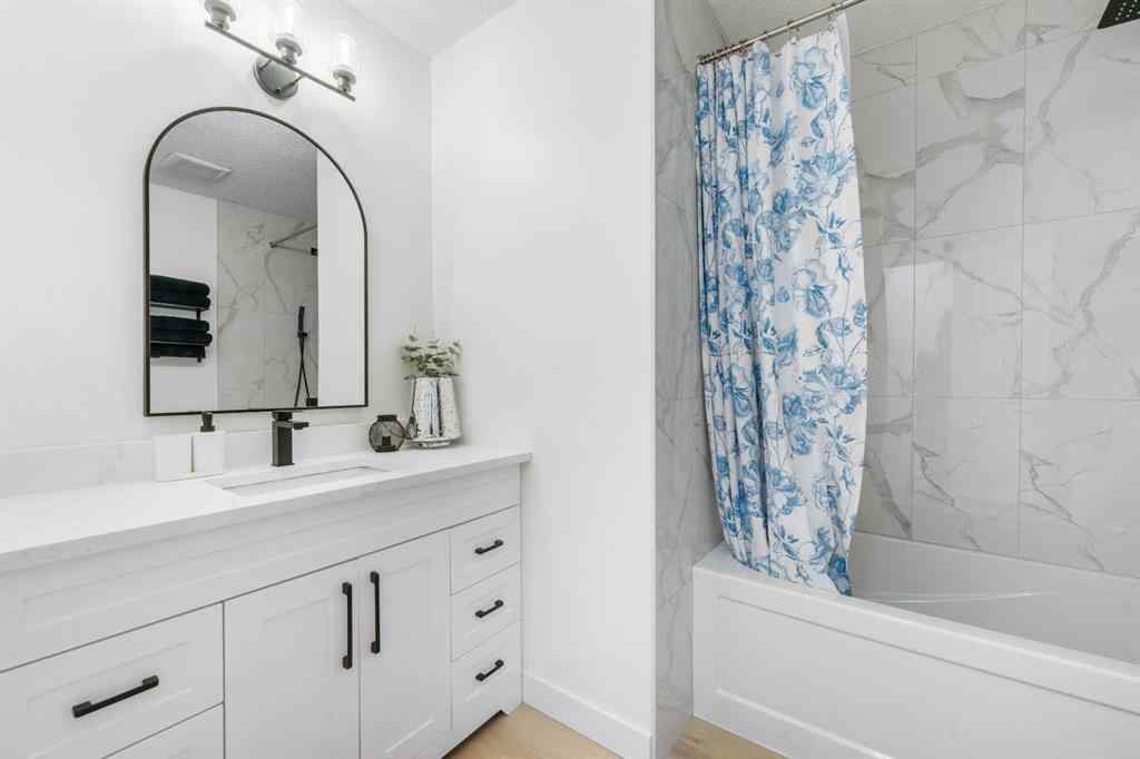 MLS® A2257028 - 966 Berkley Drive NW in Beddington Heights Calgary, Residential