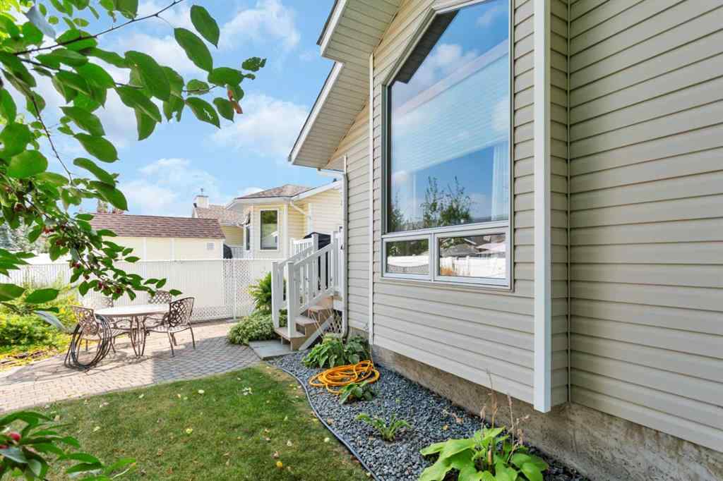 MLS® A2257032 - 14 Andrews Close  in Anders Park East Red Deer, Residential