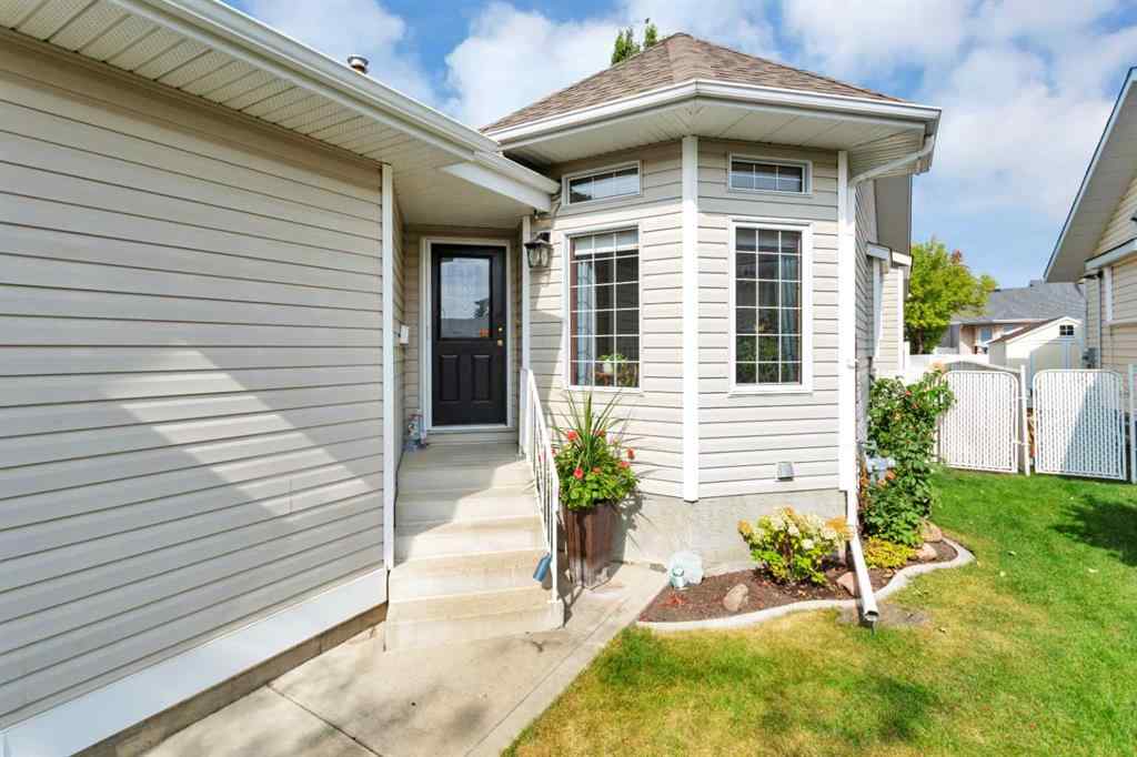 MLS® A2257032 - 14 Andrews Close  in Anders Park East Red Deer, Residential