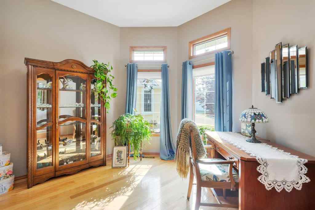 MLS® A2257032 - 14 Andrews Close  in Anders Park East Red Deer, Residential
