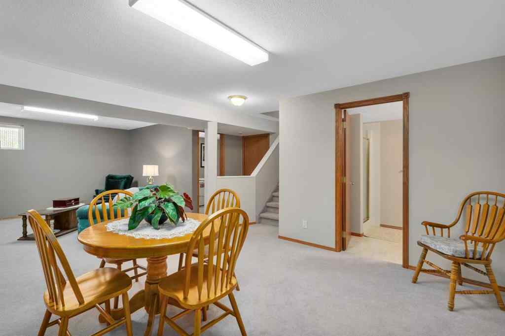 MLS® A2257032 - 14 Andrews Close  in Anders Park East Red Deer, Residential