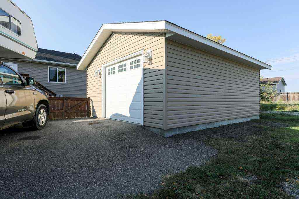 MLS® A2257039 - 117 21 Street   in NONE Fort Macleod, Residential
