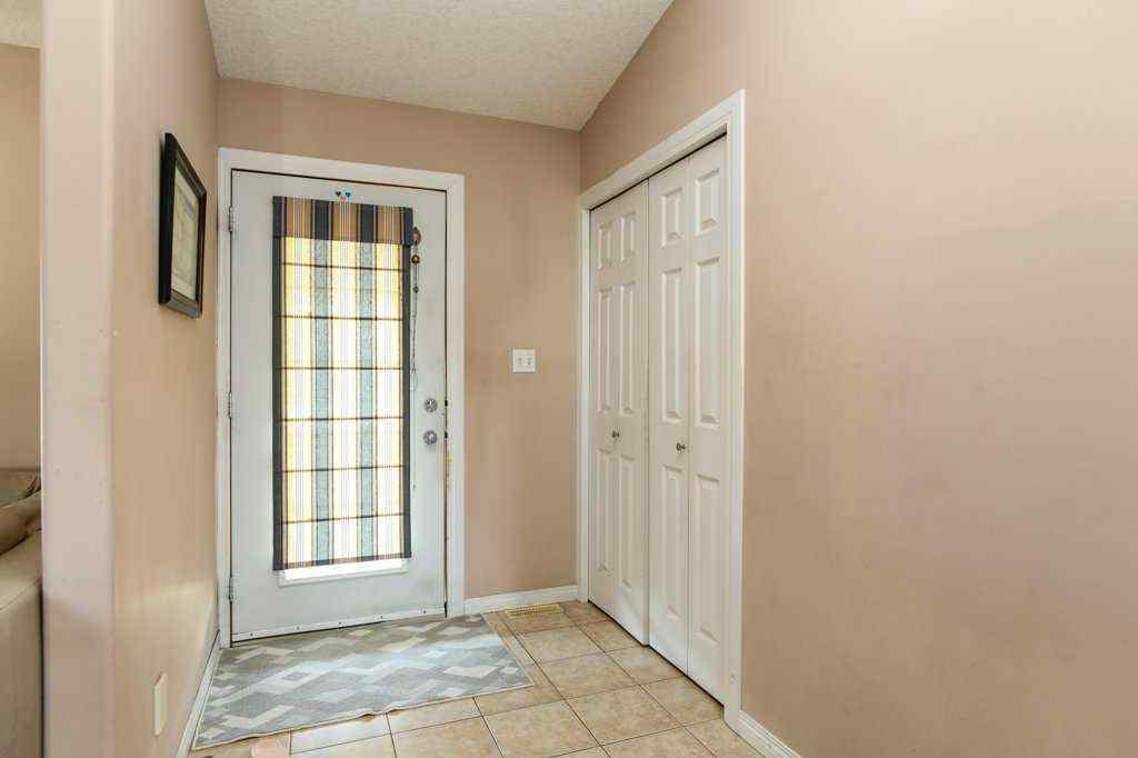 MLS® A2257039 - 117 21 Street   in NONE Fort Macleod, Residential