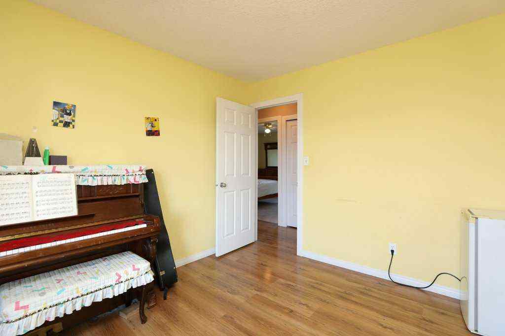 MLS® A2257039 - 117 21 Street   in NONE Fort Macleod, Residential