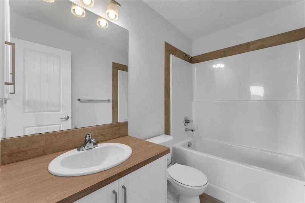 MLS® A2257044 - 417 Legacy Boulevard SE in Legacy Calgary, Residential