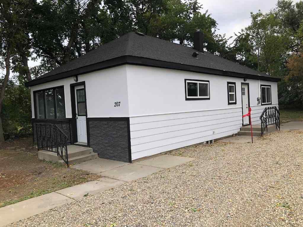 MLS® A2257046 - 207 Centre Street  in NONE Lomond, Residential