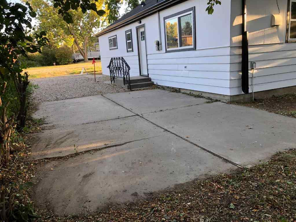 MLS® A2257046 - 207 Centre Street  in NONE Lomond, Residential