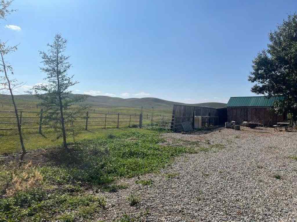 MLS® A2257050 - 300 centre Avenue  in NONE Leavitt, Residential