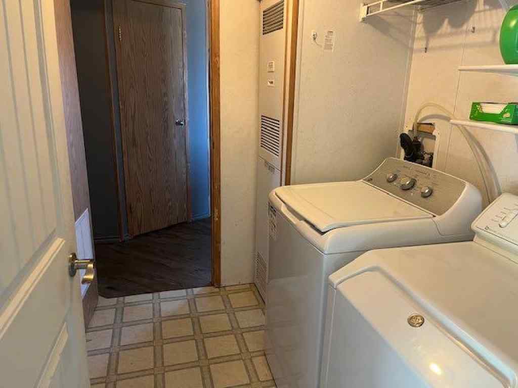 MLS® A2257050 - 300 centre Avenue  in NONE Leavitt, Residential