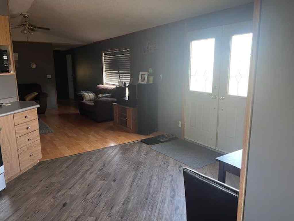 MLS® A2257050 - 300 centre Avenue  in NONE Leavitt, Residential