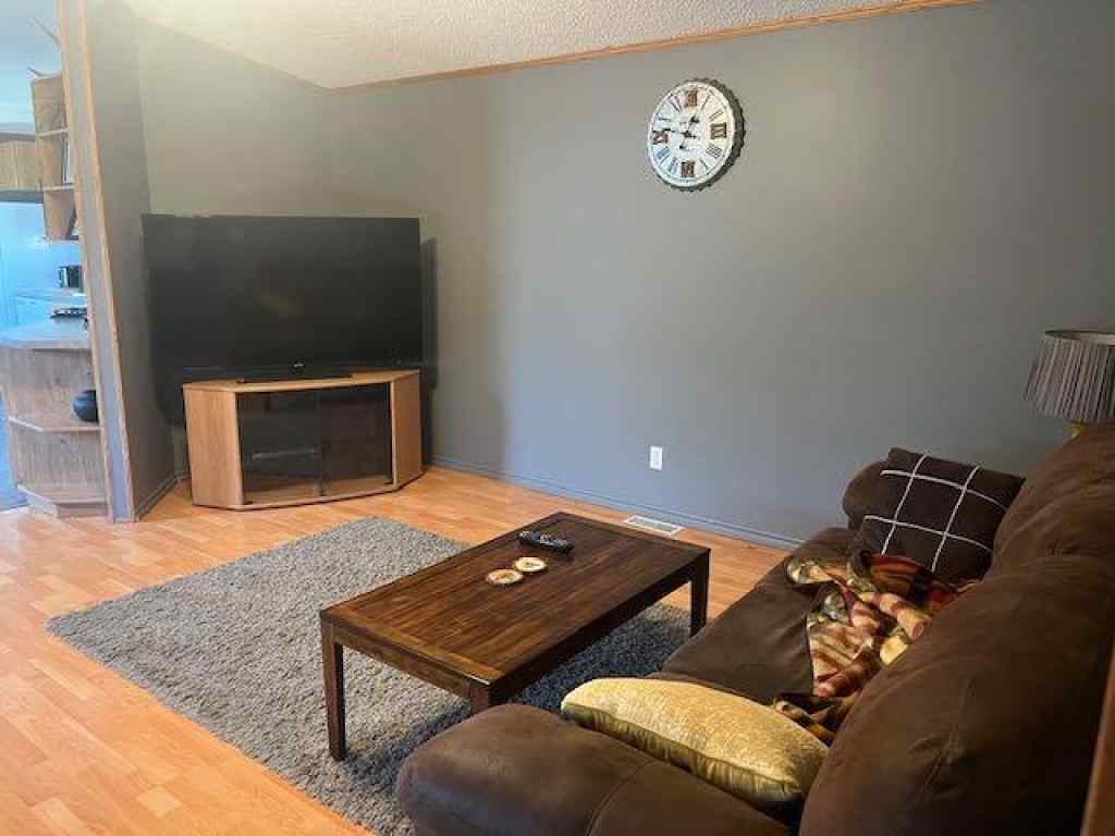 MLS® A2257050 - 300 centre Avenue  in NONE Leavitt, Residential