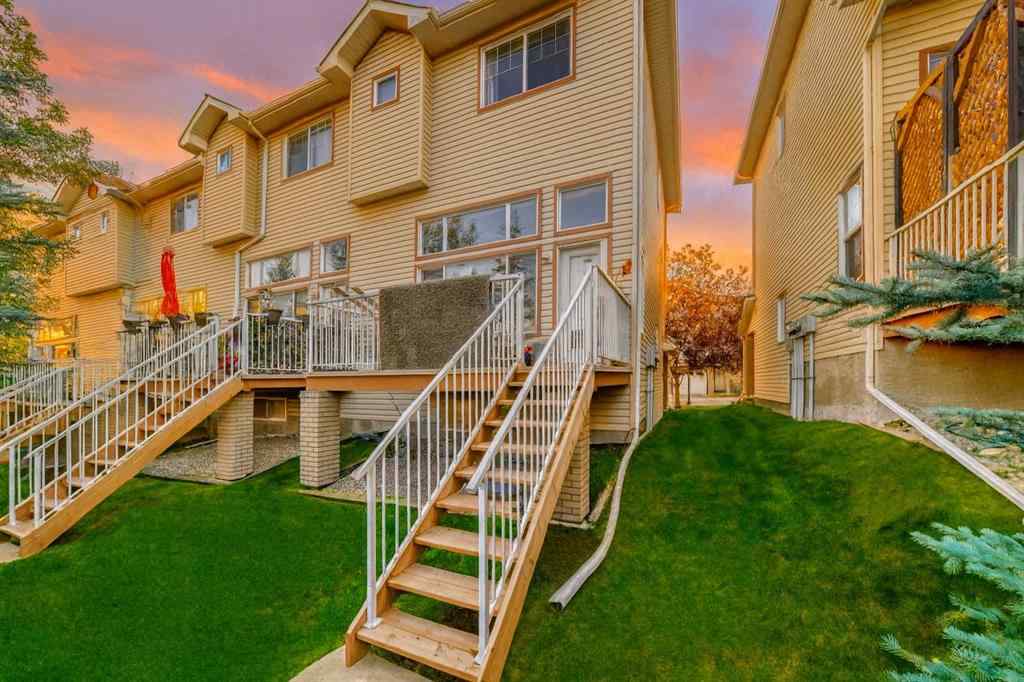MLS® A2257056 - 14 DOVER Mews SE in Dover Calgary, Residential