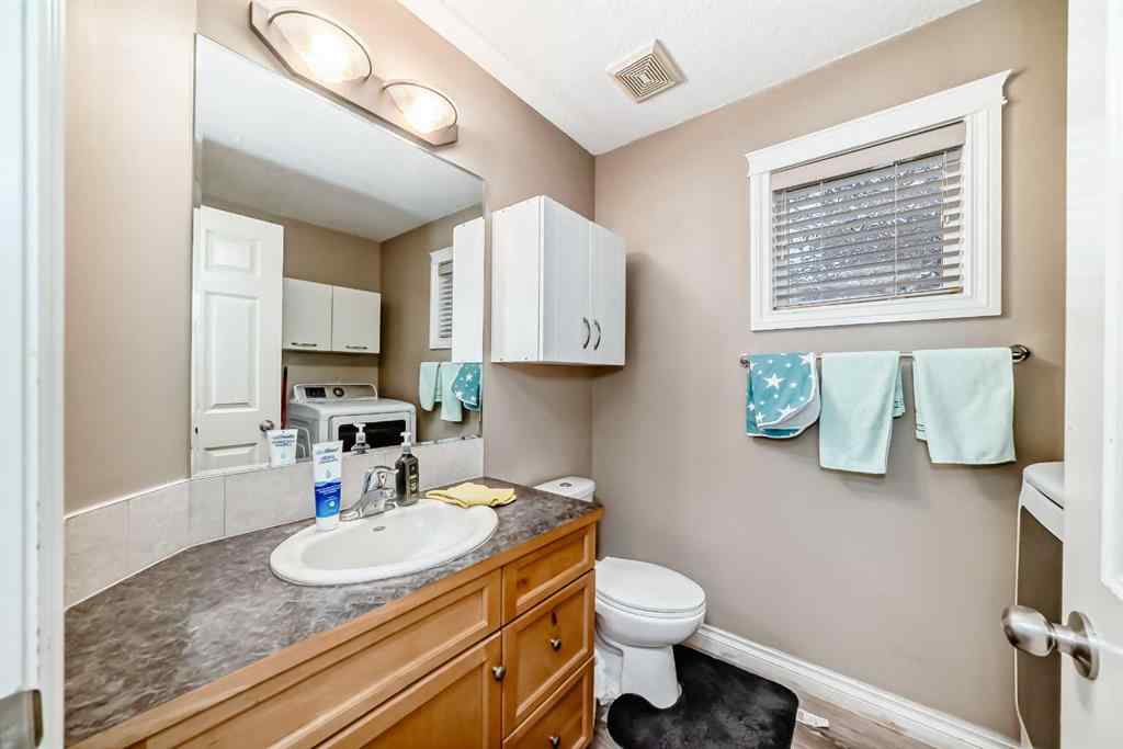 MLS® A2257056 - 14 DOVER Mews SE in Dover Calgary, Residential