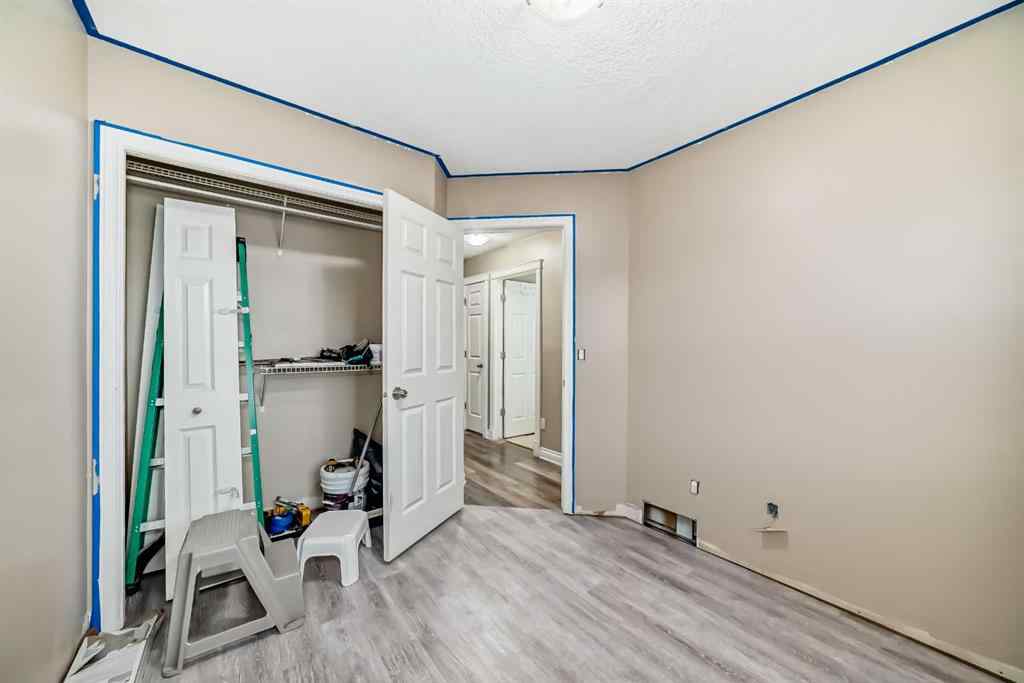 MLS® A2257056 - 14 DOVER Mews SE in Dover Calgary, Residential