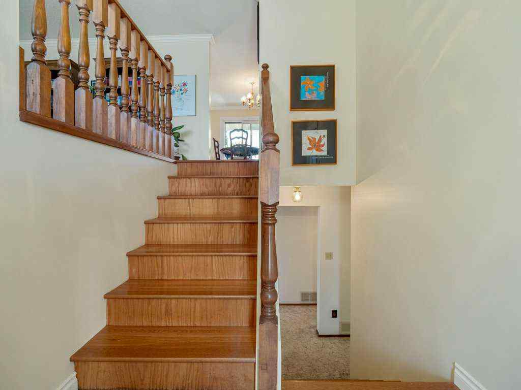 MLS® A2257059 - 84 Elm Crescent S in Redwood Lethbridge, Residential