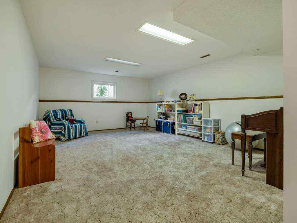 MLS® A2257059 - 84 Elm Crescent S in Redwood Lethbridge, Residential